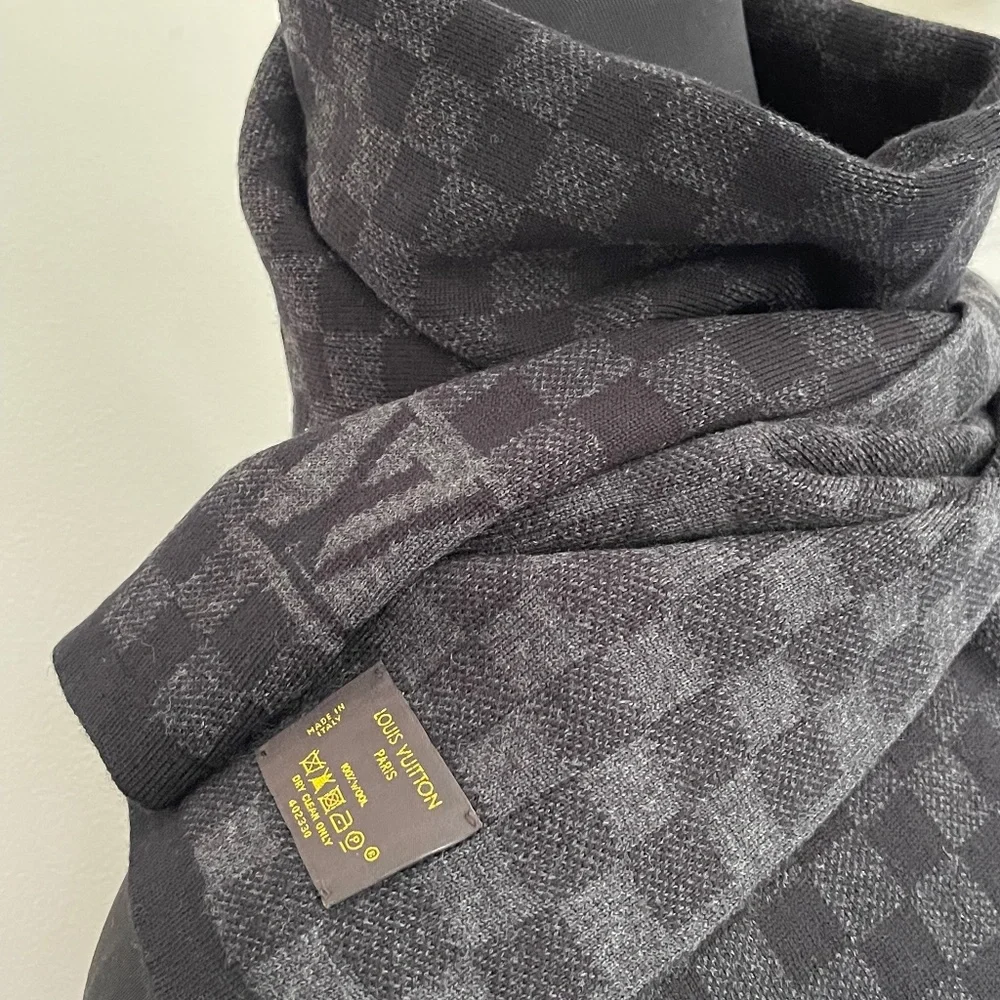 New Louis Vuitton Scarf Damier Wool Black Gray Scarf Wrap - Picture 6 of 9